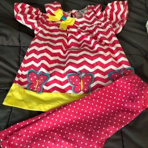 Toddler girls colorful shirt/capris. Size 2t